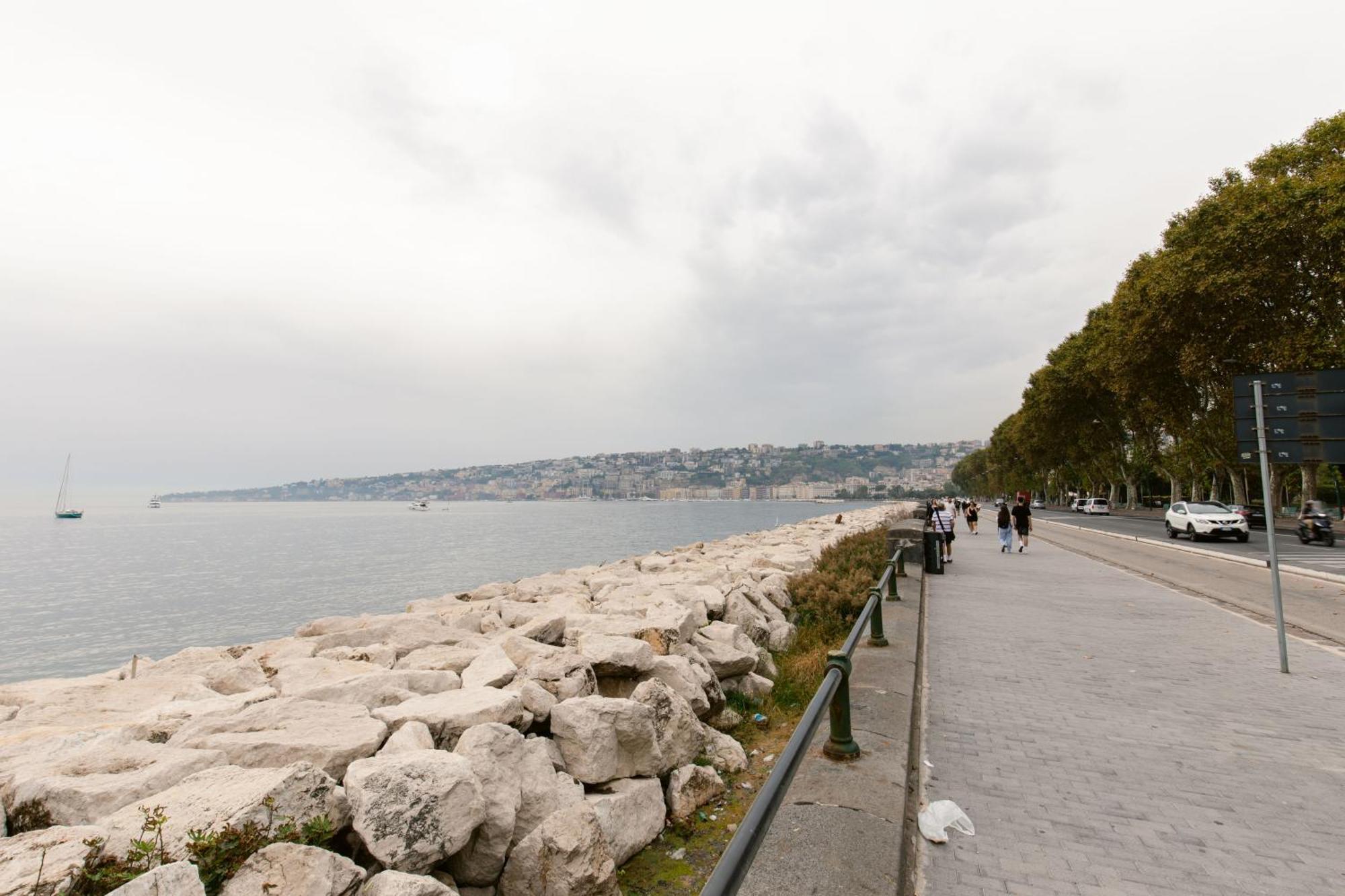 Calaba Chiaia Apartment Napoli Ngoại thất bức ảnh